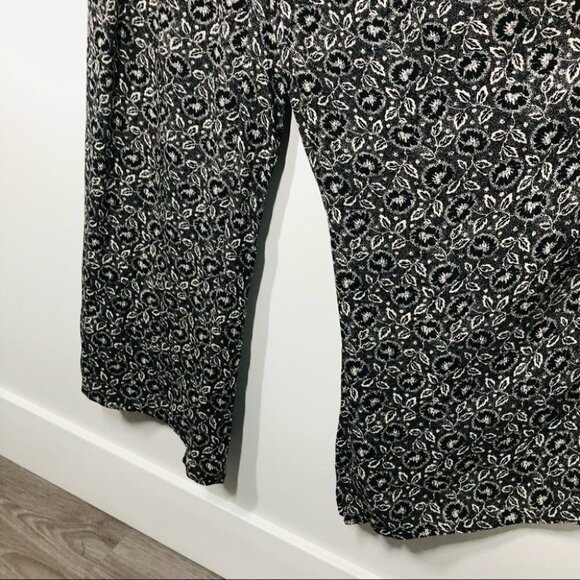REBECCA Taylor Sweet Briar Jumpsuit Black & White Floral Print Size 6 - Picture 5 of 12